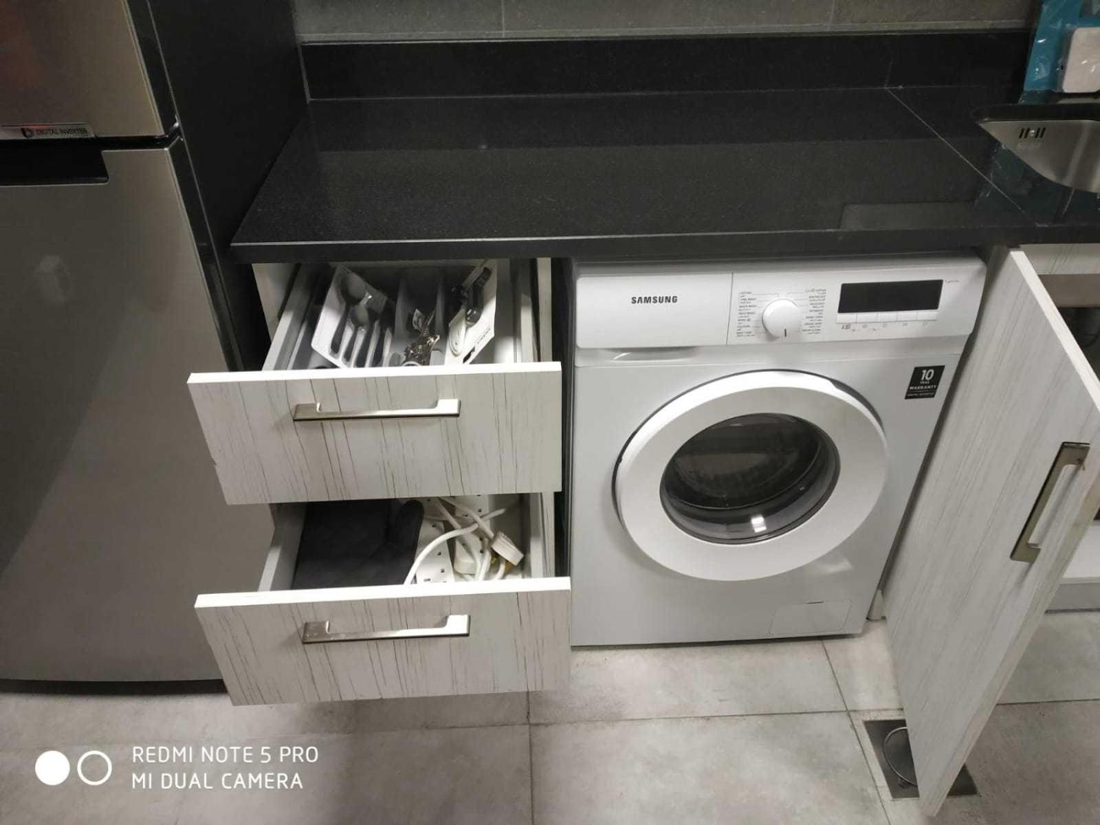 Oyo 1382 Spacious 1 Bhk With Balcony